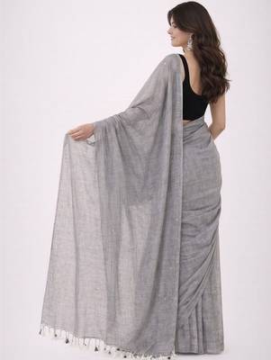 Grey embellished sequinned  cotton khadi saree 2