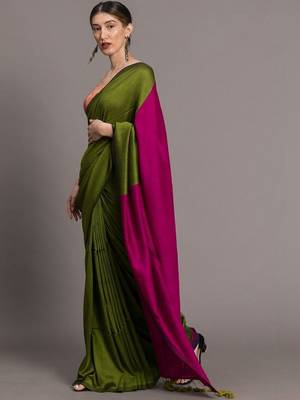 Green colourblocked khadi saree 3
