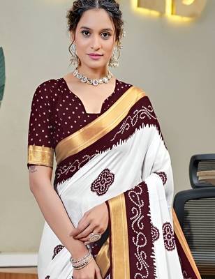 White bandhani printed zari border  cotton saree with blouse piece 4