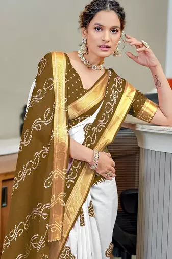 White bandhani printed  cotton handloom saree with blouse