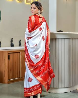 White bandhani printed  cotton saree 3