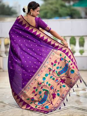 Purple ethnic motifs woven design kanjeevaram soft silk saree with blouse piece 2