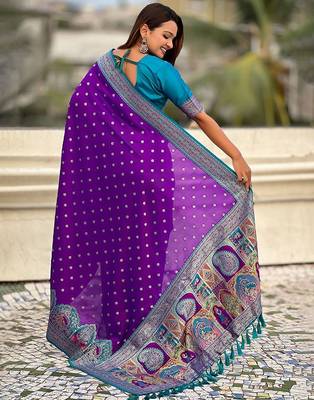 Purple woven design zari banarasi saree with blouse piece 2
