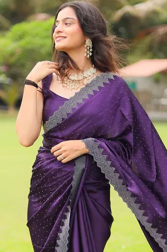 Purple women polka dots print saree