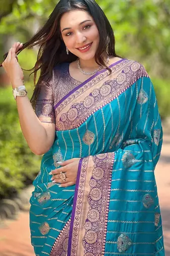 Blue woven design zari kanjeevaram saree