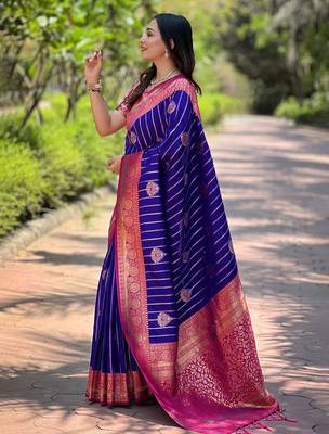 Blue ethnic motif woven design zari kanjeevaram saree 2