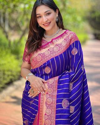 Blue ethnic motif woven design zari kanjeevaram saree 3