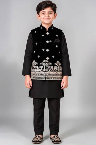 Boys black cotton blend kurta trouser set with velvet floral elephant embroidered waistcoat
