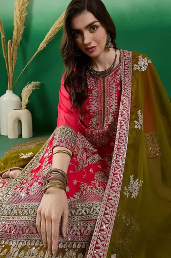 Women's faux georgette fabric zari embroidery kurtaset with dupatta