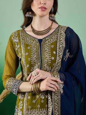 Women's faux georgette fabric zari embroidery kurtaset with dupatta 4