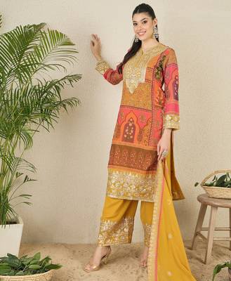 Women's faux georgette fabric zari embroidery kurta set with dupatta 2