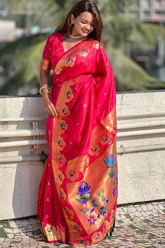 Pink woven design zari silk blend paithani saree