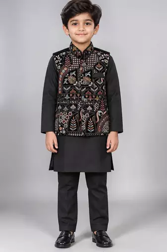 Boys black cotton blend kurta trouser set with velvet floral embroidered sequined waistcoat