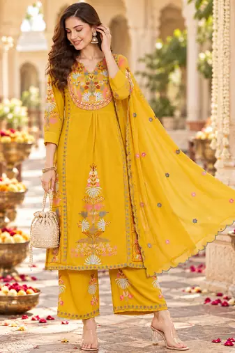 Women's faux georgette fabric thread embroidery kurta set with dupatta