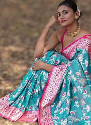 Teal floral silk blend banarasi saree 3