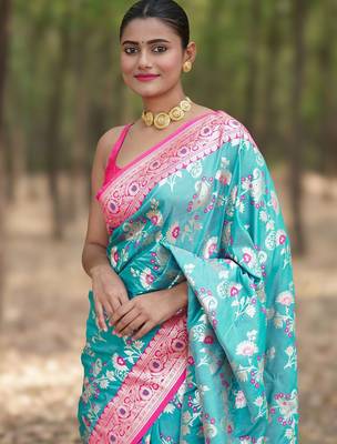 Teal floral silk blend banarasi saree 4