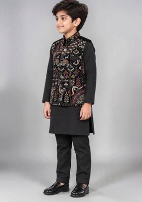Boys black cotton blend kurta trouser set with velvet floral embroidered sequined waistcoat 4