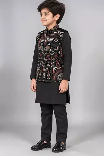 Boys black cotton blend kurta trouser set with velvet floral embroidered sequined waistcoat