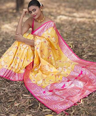Yellow floral silk blend banarasi saree 3