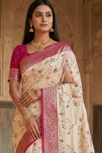 Cream floral silk blend banarasi saree