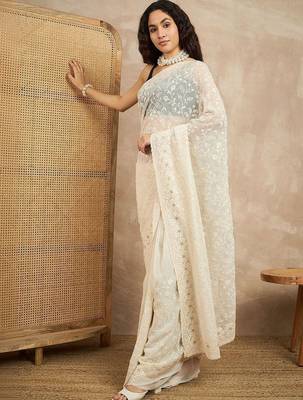 White floral embroidered chikankari  georgette saree 5
