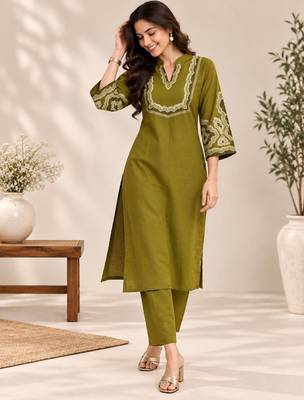 Women's floral yoke design thread work straight kurta with trousers 2