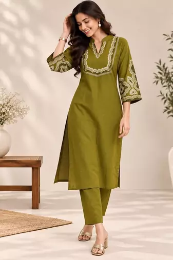 Women's floral yoke design thread work straight kurta with trousers