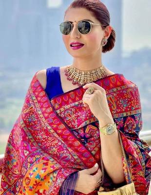 Navy blue ethnic motifs woven design saree 3
