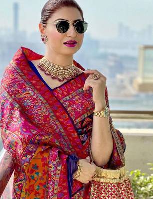 Navy blue ethnic motifs woven design saree 4
