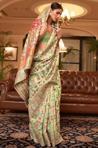 Green floral zari kanjeevaram saree