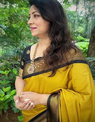 Yellow ethnic motifs zari kanjeevaram saree 3