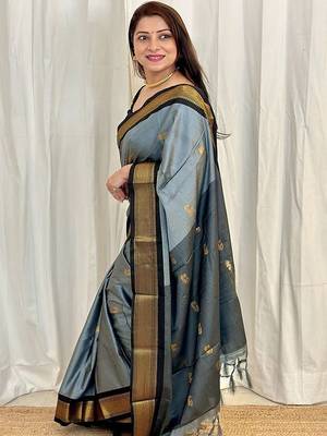 Grey ethnic motifs zari kanjeevaram saree 2