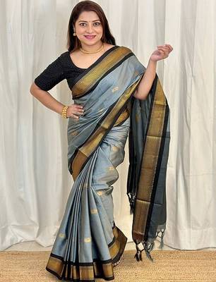 Grey ethnic motifs zari kanjeevaram saree 3