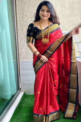 Red ethnic motifs zari kanjeevaram saree