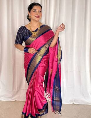 Pink ethnic motifs zari kanjeevaram saree 1