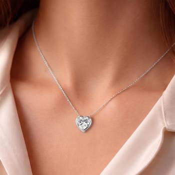White solitaire pendant chain crystal studded casual daily wear jewelry for women 1
