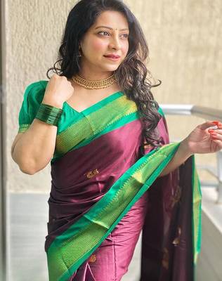 Purple ethnic motifs zari kanjeevaram saree 3