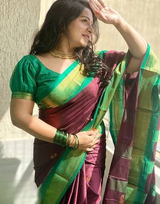 Purple ethnic motifs zari kanjeevaram saree 4