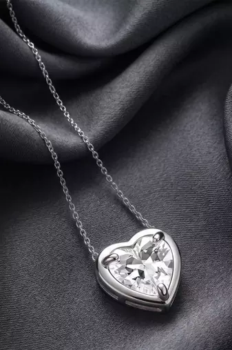 White solitaire pendant chain crystal studded casual daily wear jewelry for women