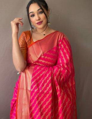 Pink woven design zari patola saree 3