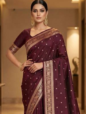 Maroon zari silk blend designer banarasi saree 2