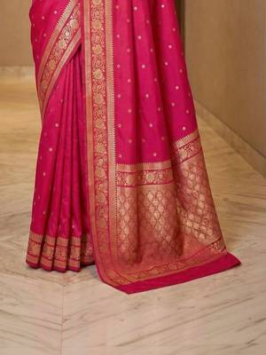 Magenta zari silk blend designer banarasi saree 3