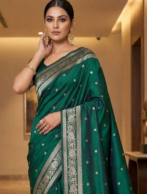 Green zari silk blend designer banarasi saree 2