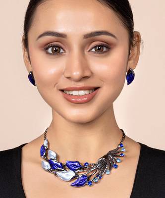 Splendid statuesque blue colour necklace earring set 2