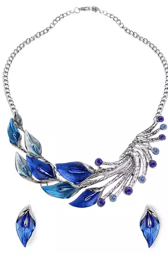 Splendid statuesque blue colour necklace earring set