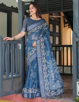Blue women floral printed zari  linen sarees 3
