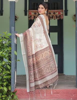 Brown women printed zari sarees 2