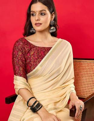 Peach solid mysore silk saree with woven design zari border 5