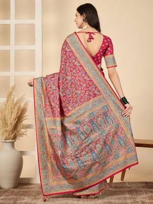 Pink ethnic motifs silk blend banarasi saree 4