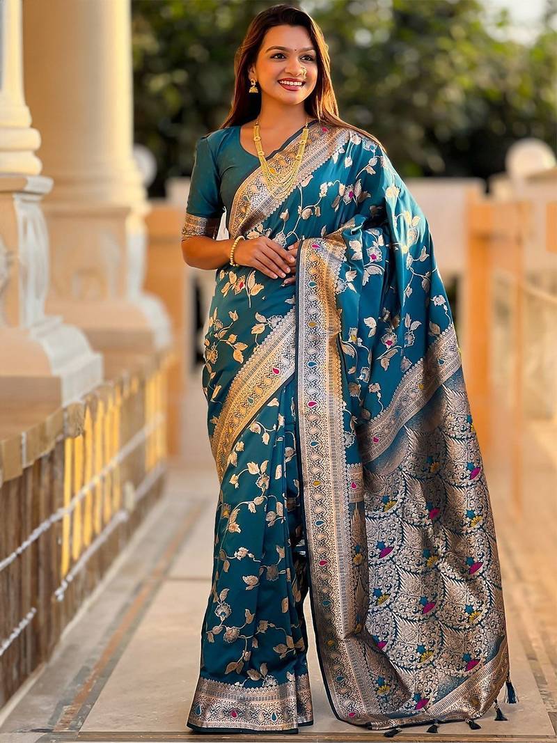 Blue woven design zari kanjeevaram saree